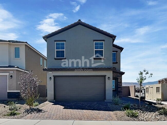 Building Photo - 5823 Vaes Dothrak St