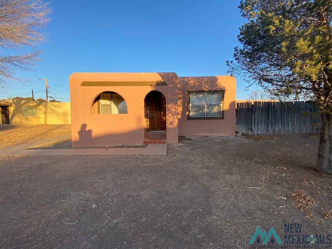 911 Bullock Ct, Artesia, NM 88210 House Rental in Artesia, NM