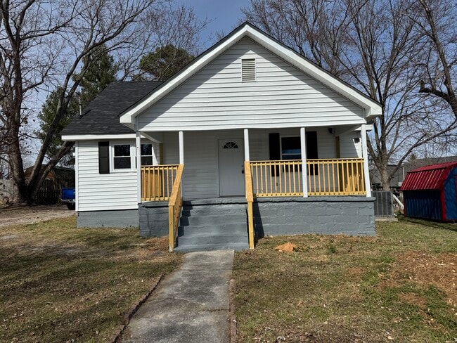 Building Photo - 138 Cherry Ln