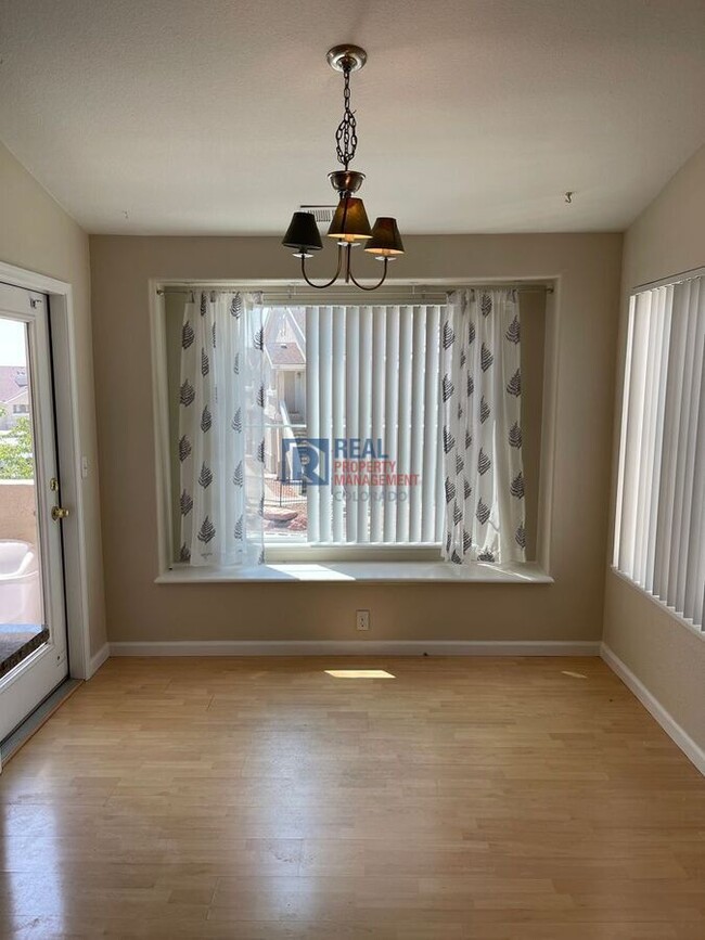 Building Photo - 3890 Strawberry Field Grove