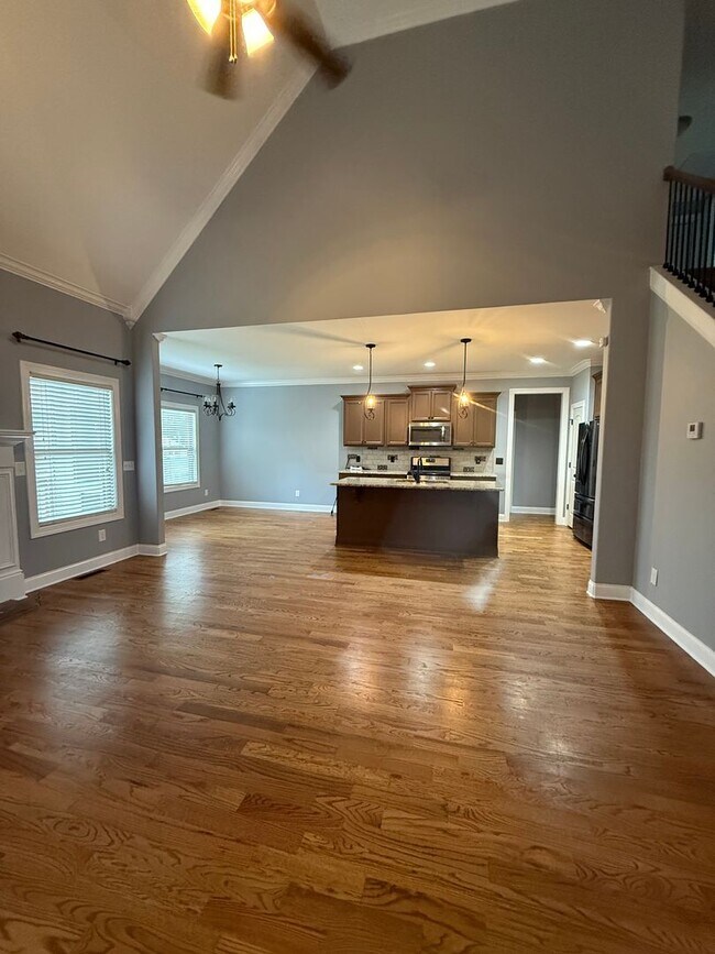Foto del edificio - 3 Bedroom 3 Bath Pool Home in Columbia off...