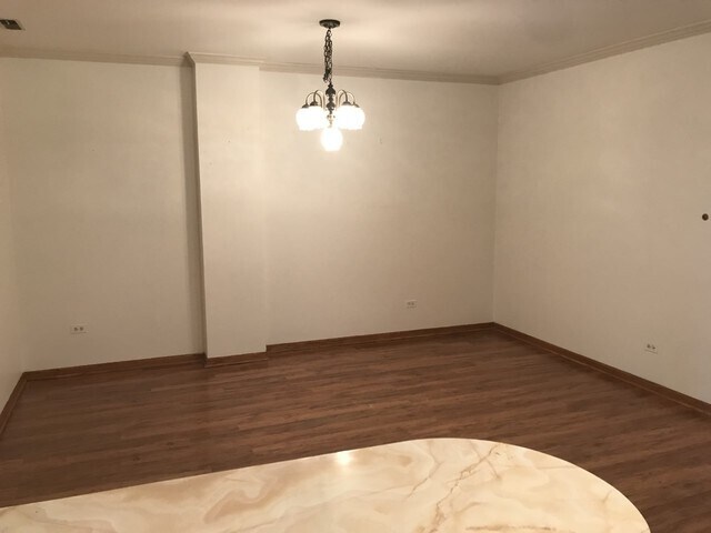 Foto del edificio - 1556 N LaSalle Dr
