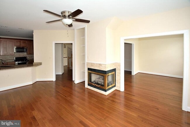 Foto del edificio - 9425 Van Arsdale Dr