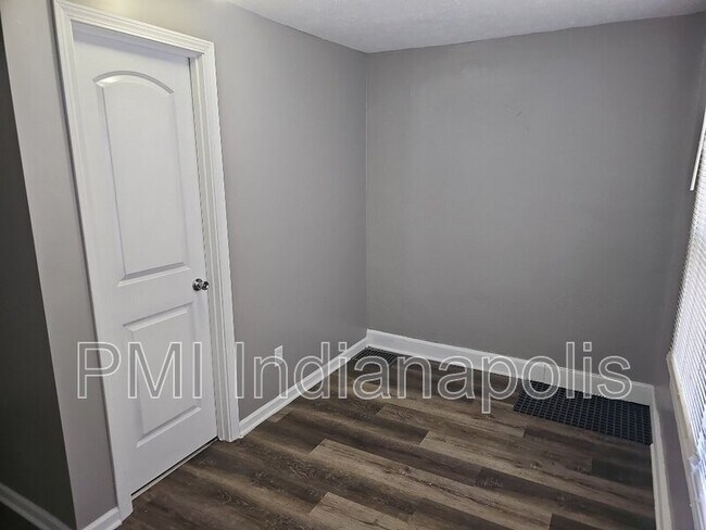 Foto del edificio - 933 N Ewing St