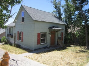 Building Photo - 438 High St