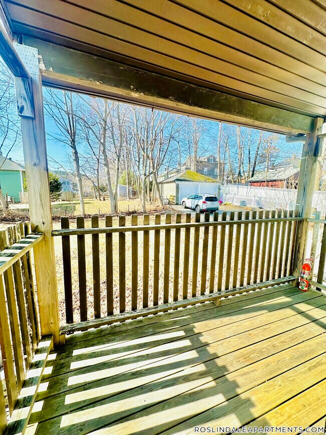 Building Photo - 316 Cornell St