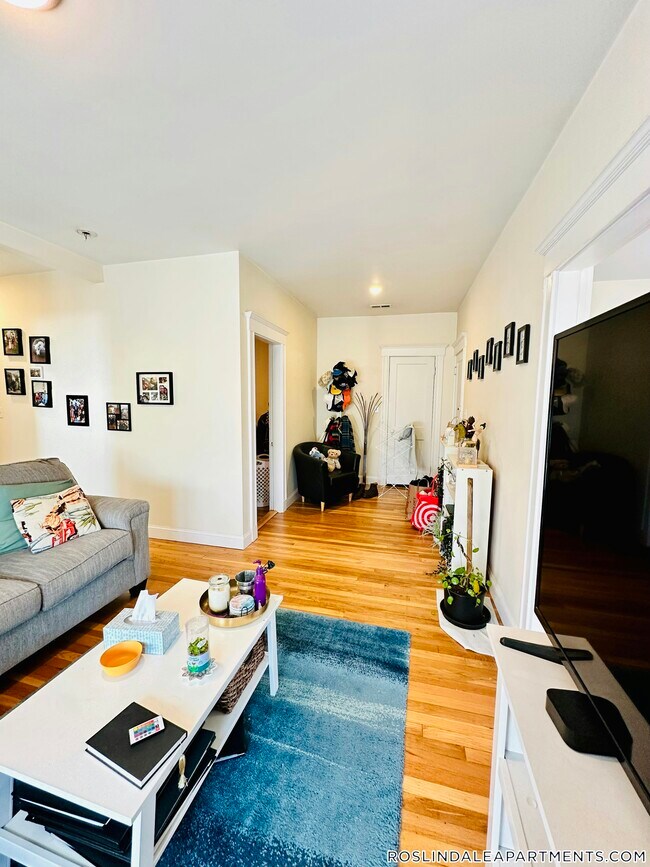 Building Photo - 314 Cornell St