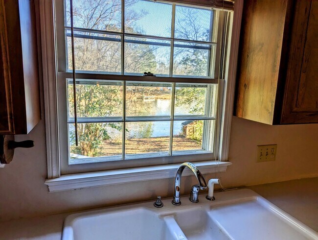 Building Photo - 4424 Ryegate Dr