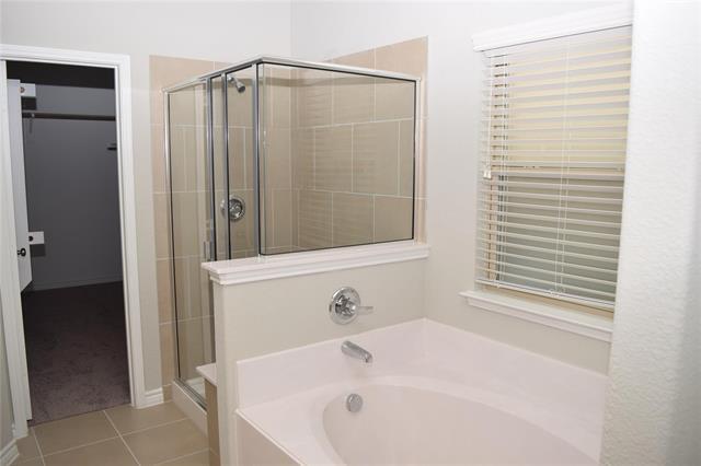 Foto del edificio - 8245 Spruce Meadows Dr