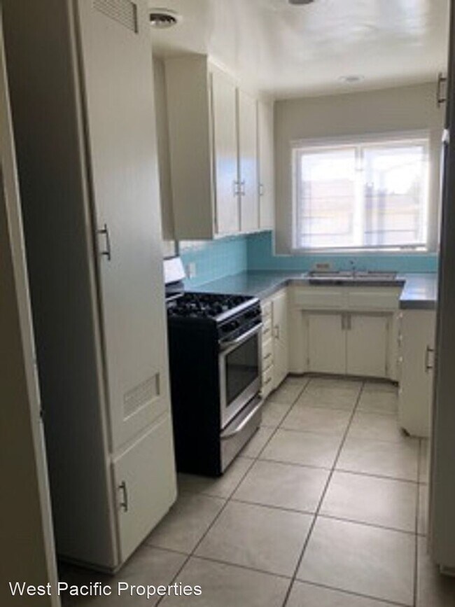 Foto del edificio - 4133 Somerset Dr