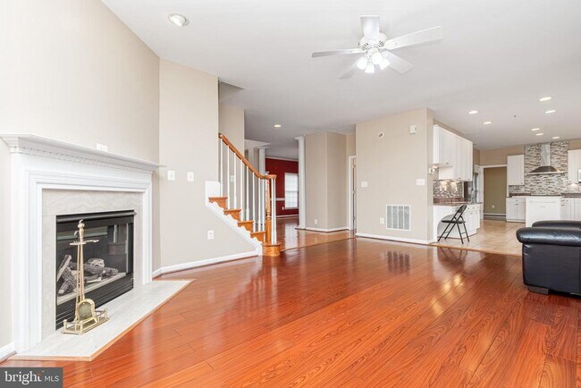 Foto del edificio - 6239 Willowfield Way