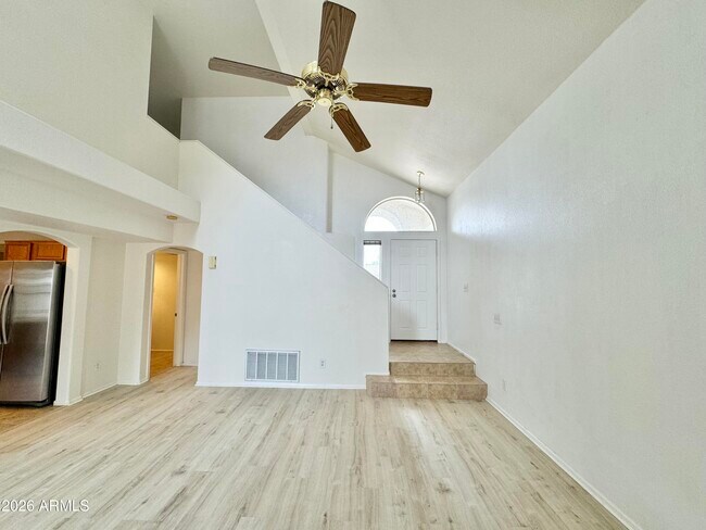 Foto del edificio - 3040 E Wahalla Ln