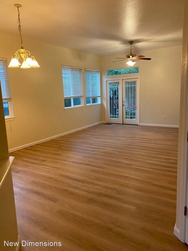 Building Photo - 3 br, 2 bath House - 7322 S. Florentine Drive