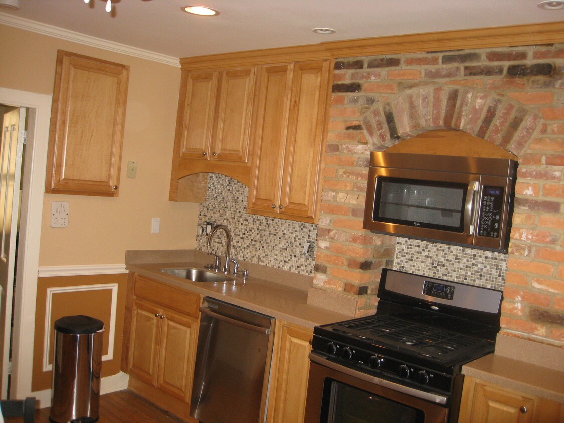 renovated kitchen - 715 S Bond St