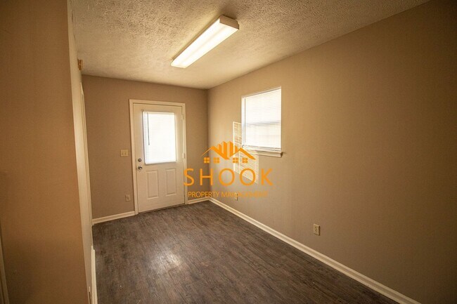 Foto del edificio - 446/448 S 3rd St