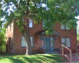 Building Photo - 540 SW 24th St