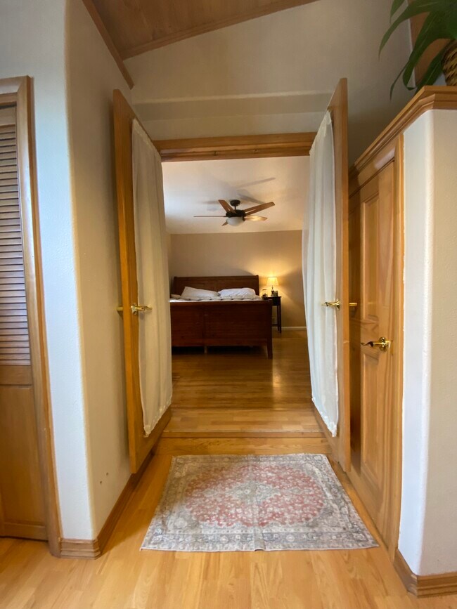 Foto del edificio - 1705 Fairacre Drive