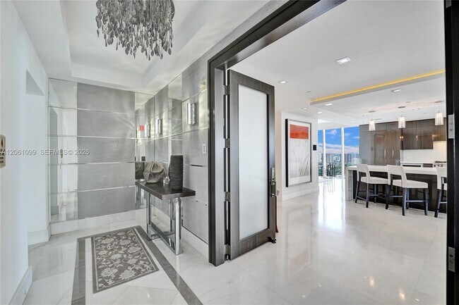 Foto del edificio - 17875 Collins Ave