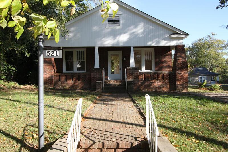 Primary Photo - 521 S Irwin Ave