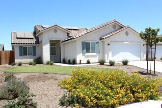Building Photo - 812 Beaconsfield Ct