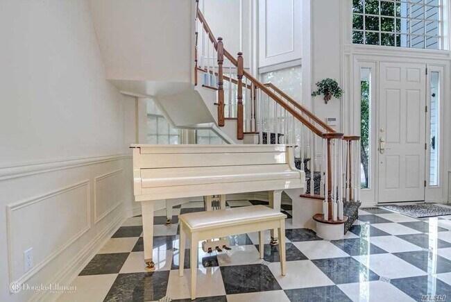 Foto del edificio - 53 Stone Hill Dr