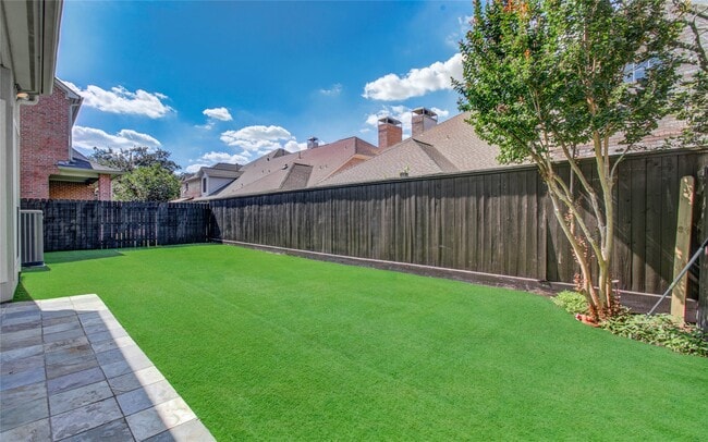 Building Photo - 13514 Broadmeadow Ln
