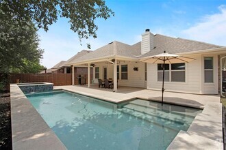 Building Photo - 9501 Bentley Garner Ln