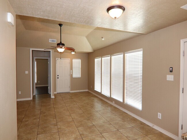 Foto del edificio - 826 S Village Creek Pkwy