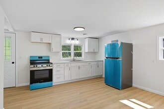 Building Photo - 9358 N Saginaw Rd