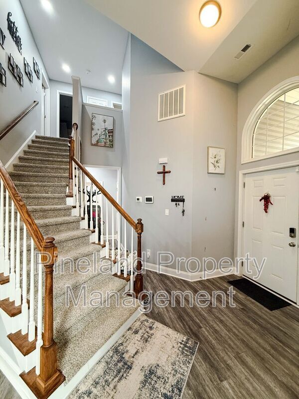 Foto del edificio - 7019 Laurinburg Rd