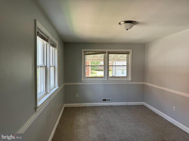 Foto del edificio - 5143 Westland Blvd