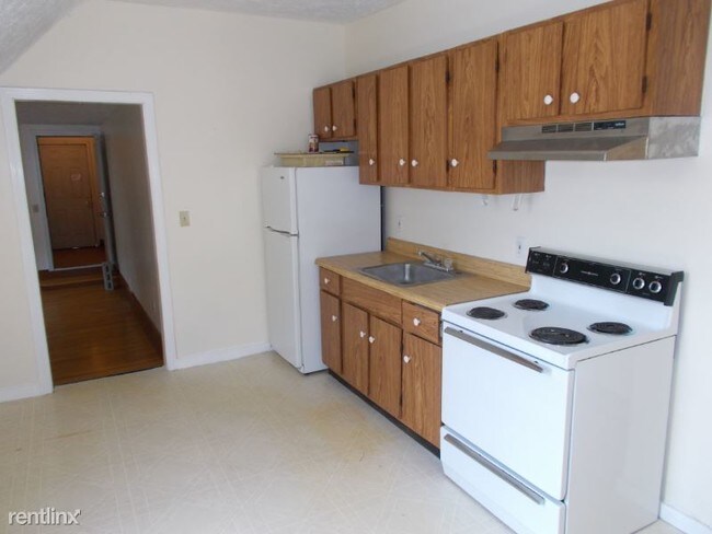 Building Photo - 1 br, 1 bath Apartment - 248 Valley St