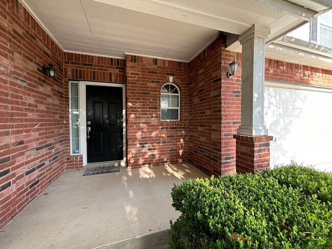 Building Photo - 5719 Grayson Cove