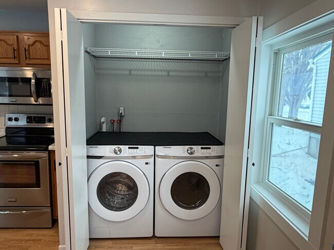 Foto del edificio - 301 Leif Erikson Dr