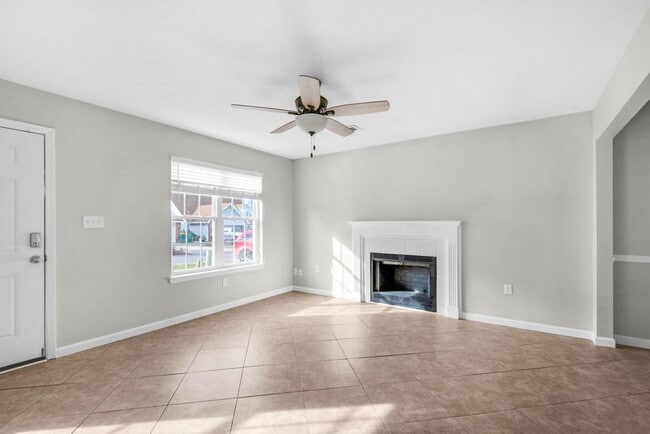 Foto del edificio - "Charming 3-Bed Oasis in Fort Walton Beach!"