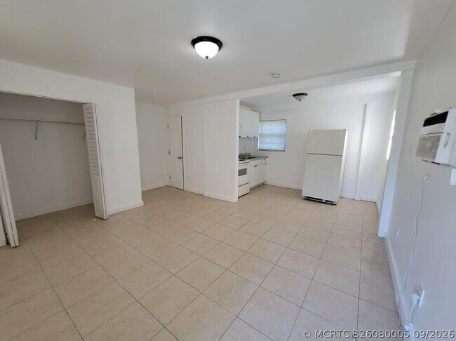 Foto del edificio - 1853 NW 5th St