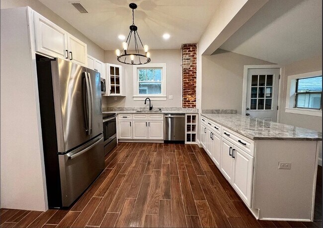 Foto del edificio - 209 S Fulton St