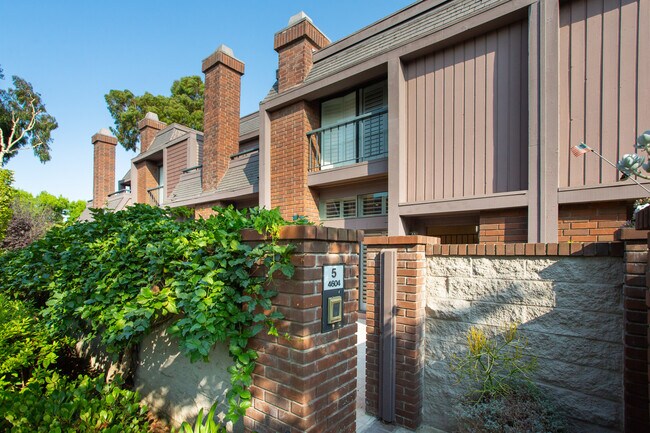 Building Photo - 4604 Glencoe Ave