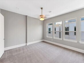 Building Photo - 4609 Nett St
