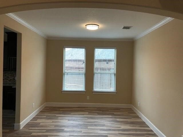 Foto del edificio - 8410 Willow Wds Ct