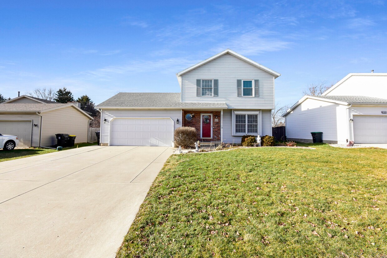 1617 Cutter Ct, Normal, IL 61761 House Rental in Normal, IL