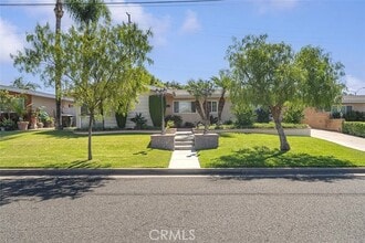 Building Photo - 14022 Elmbrook Dr