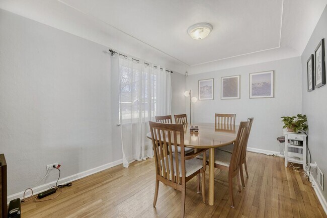 Building Photo - 2160 Osceola St