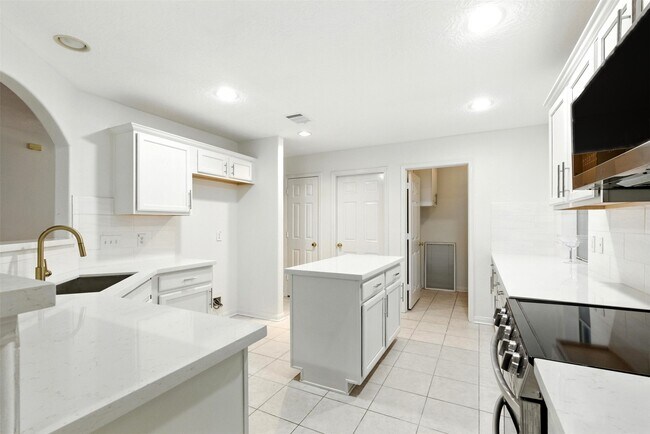 Foto del edificio - 2119 Hannover Way