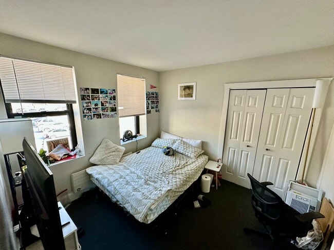 Foto del edificio - 833-835 Beacon St. Unit 2B