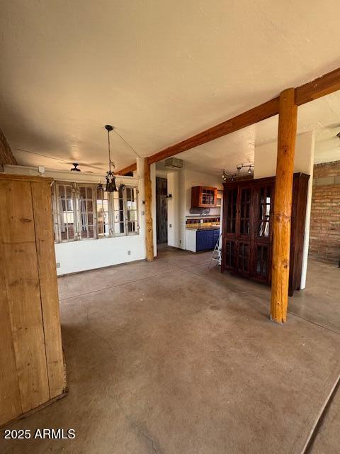 Building Photo - 2650 E Loma Alta Dr