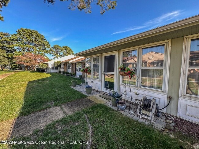 Building Photo - 27C Cambridge Cir