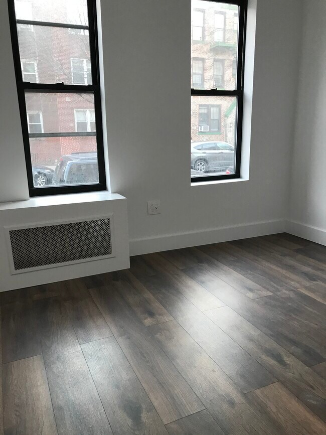 Building Photo - 4111 53rd St