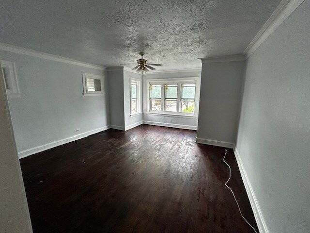 Foto del edificio - 1820 W 78th St