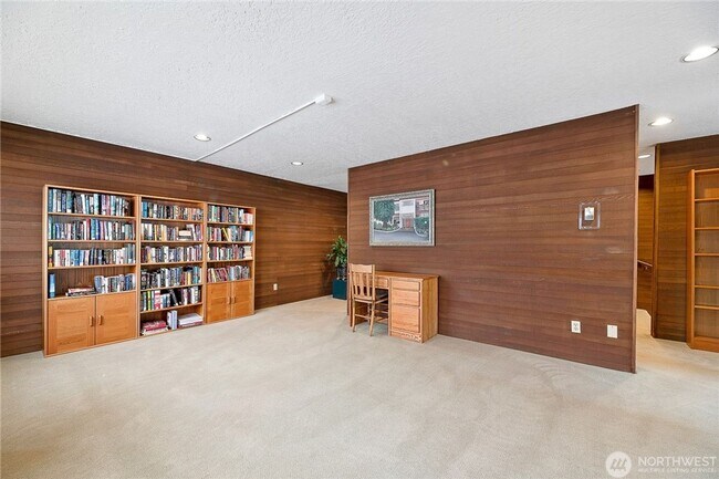 Foto del edificio - 1bd/1ba Edmonds Condo